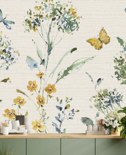 kleurrijke bloemenmuurschildering met libelle en vlinder