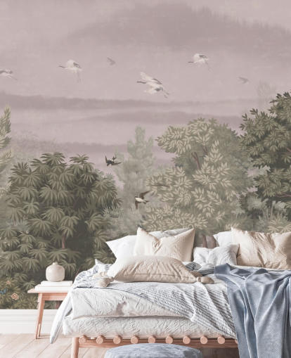 Papier peint oriental avec des oiseaux volants au-dessus des arbres