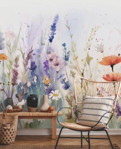 Buntes Wandbild mit blühenden Blumen Buntes Wandbild mit blühenden Blumen