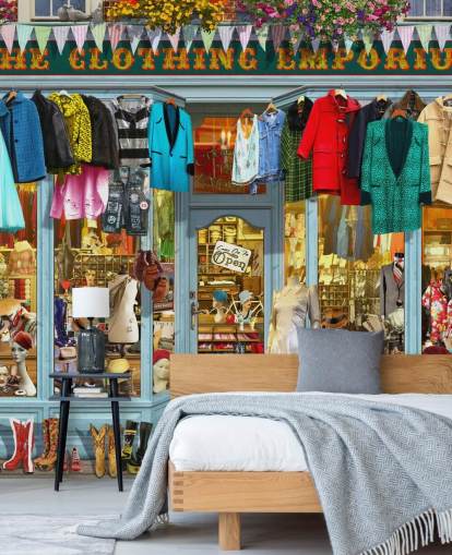 kleurrijke gevelbehangmuurschildering op maat genaamd The Clothing Emporium II van Garry Walton voor verzorgingstehuizen kleurrijke gevelbehangmuurschildering op maat genaamd The Clothing Emporium II van Garry Walton voor verzorgingstehuizen