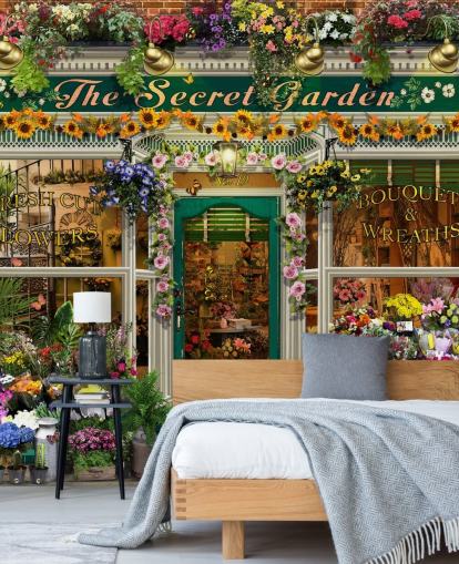 farverigt brugerdefineret facade tapet kaldet The Secret Garden af Garry Walton til plejehjem