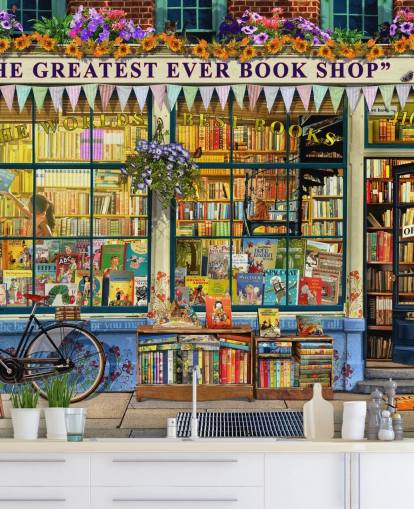 mural colorido de papel de parede de fachada personalizável chamado Greatest Bookshop II de Garry Walton para casas de repouso, escolas e bibliotecas