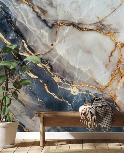 mural de papel de parede de mármore branco, azul e dourado chamado Statuario White and Blue Marble para salas de jantar, cozinhas e banheiros
