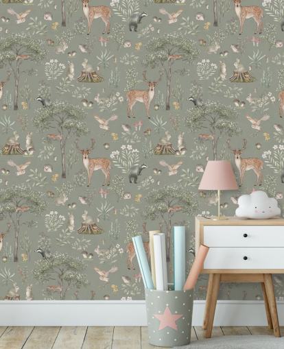 papier peint vert pour enfants appelé Green Fantastic Forest par Kikki Belle pour les crèches et les chambres d'enfants