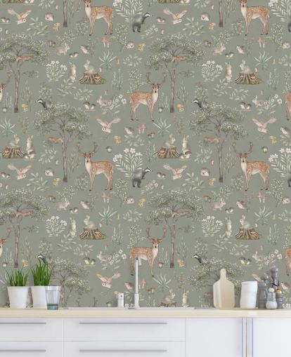 papel pintado verde de bosque infantil llamado Green Fantastic Forest de Kikki Belle para guarderías y dormitorios infantiles papel pintado verde de bosque infantil llamado Green Fantastic Forest de Kikki Belle para guarderías y dormitorios infantiles