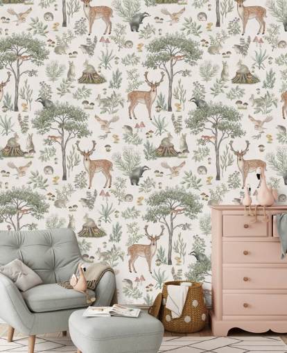 weiße Waldtapete für Kinder namens White Fantastic Forest von Kikki Belle für ein Baby- oder Kinderzimmer