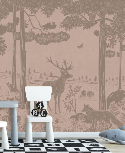 roze kinderbosmuurschildering genaamd Monochrome Forest - Vintage Pink van Kikki Belle voor slaapkamers en kinderdagverblijven