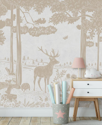 valkoinen metsäseinämaalaus nimeltä Monochrome Forest - Vintage White by Kikki Belle lasten makuuhuoneisiin