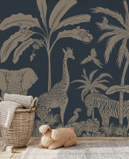 mural de papel de parede azul escuro da selva chamado Monochrome Jungle - Vintage Blue de Kikki Belle para quartos infantis e creches