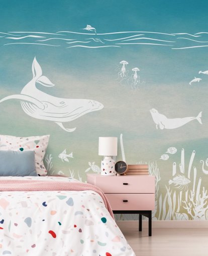 carta da parati murale blu monocromatica per bambini chiamata Monochrome Sea - Blue Aqua di Kikki Belle per asili nido e camerette per bambini