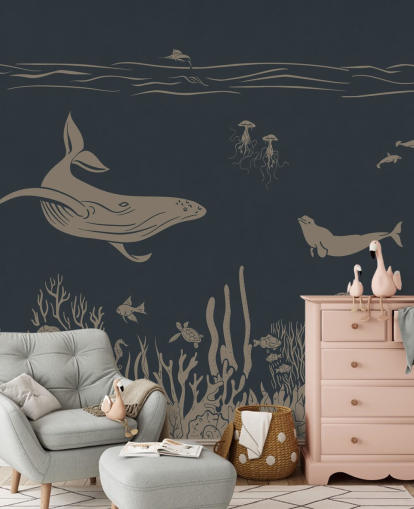 mural de papel pintado azul oscuro para niños llamado Monochrome Sea - Vintage Blue de Kikki Belle para dormitorios