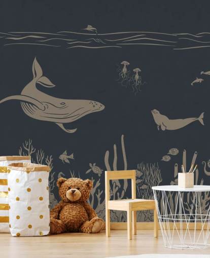 mural de papel pintado azul oscuro para niños llamado Monochrome Sea - Vintage Blue de Kikki Belle para dormitorios mural de papel pintado azul oscuro para niños llamado Monochrome Sea - Vintage Blue de Kikki Belle para dormitorios