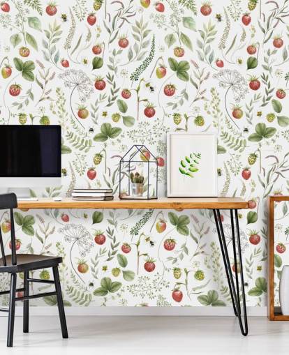 röd och grön Kikki Belle tapetväggmålning kallad Strawberry Hill för plantskolor, kök och lekrum