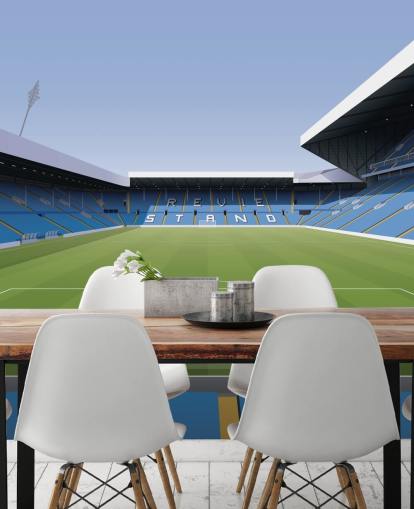 sininen ja vihreä jalkapallostadionin taustakuvamaalaus nimeltä Elland Road Football Stadium lasten makuuhuoneisiin ja pelihuoneisiin, kirjoittanut Matthew J I Wood Design & Illustration