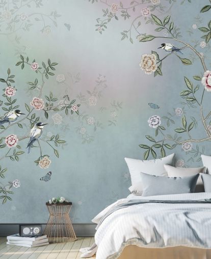 mural de papel pintado de jardín de rosas azul llamado Birds Singing in the Rose Garden Blue at Wallsauce para dormitorios, salas de estar y baños