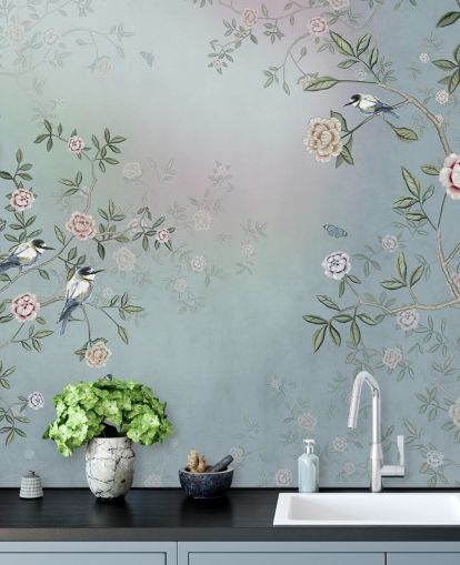 mural de papel de parede de jardim de rosas azuis chamado Birds Singing in the Rose Garden Blue at Wallsauce para quartos, salas de estar e banheiros