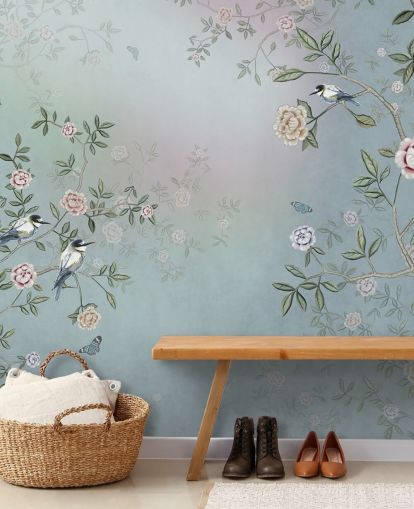 mural de papel pintado de jardín de rosas azul llamado Birds Singing in the Rose Garden Blue at Wallsauce para dormitorios, salas de estar y baños