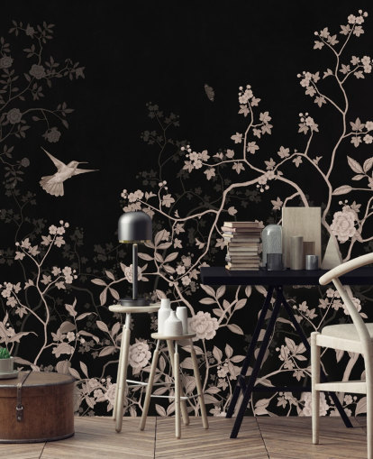 mørkt jungle tapet kaldet Dark Birds and Butterflies på Wallsauce til soveværelser, stuer og badeværelser mørkt jungle tapet kaldet Dark Birds and Butterflies på Wallsauce til soveværelser, stuer og badeværelser