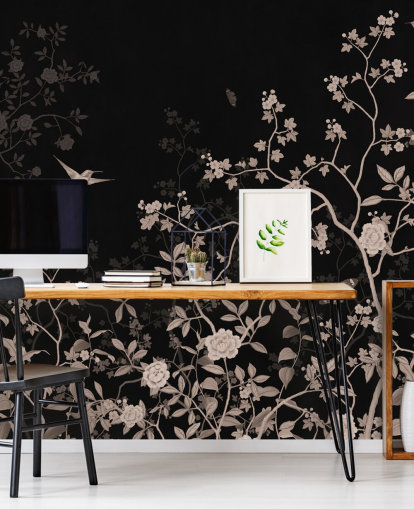 donker junglebehang genaamd Dark Birds and Butterflies at Wallsauce voor slaapkamers, woonkamers en badkamers