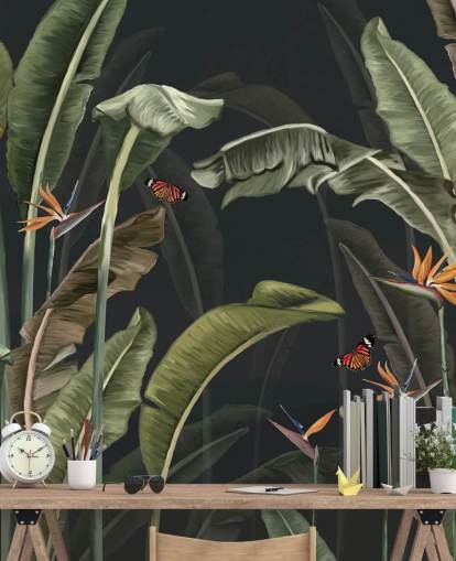 papel pintado de palmeras oscuras llamado Palm Trees and Butterflies Dark at Wallsauce para dormitorios