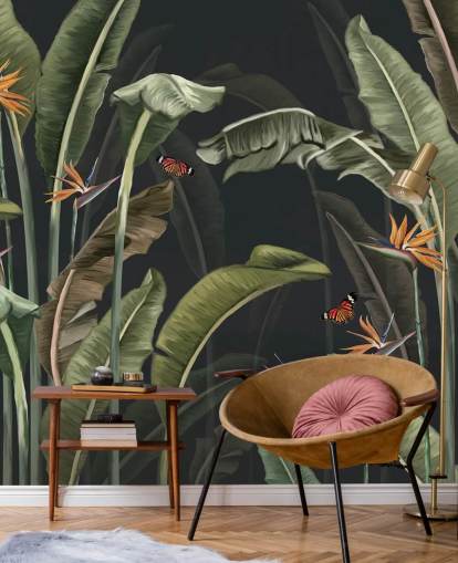 mörk palm tapet kallad Palm Trees and Butterflies Dark at Wallsauce för sovrum