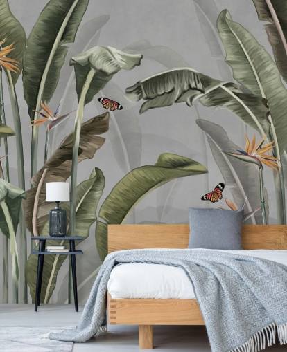 grått og grønt jungel tapet kalt Palm Trees and Butterflies Grey på Wallsauce