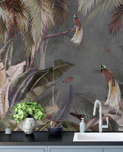 peinture murale grise de la jungle appelée Jungle Birds and Butterflies Grey chez Wallsauce pour les salles de bain, les cuisines et les salons