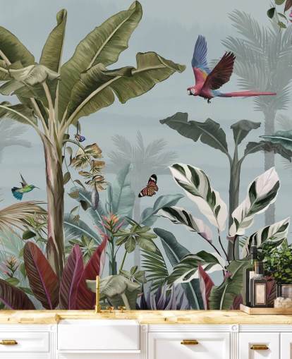 papier peint de la jungle bleue appelé Parrot Flying Through the Jungle Blue chez Wallsauce pour les salons
