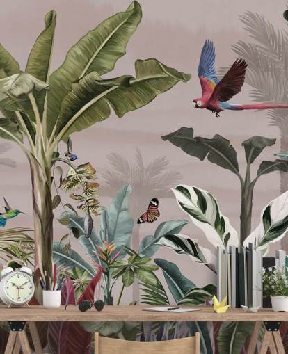 vaaleanpunainen viidakon taustakuvamaalaus nimeltä Parrot Flying Through the Jungle Pink Wallsaucessa makuuhuoneisiin ja kylpyhuoneisiin