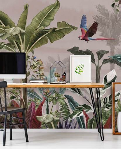 rosa djungel tapetväggmålning som heter Parrot Flying Through the Jungle Pink på Wallsauce för sovrum och badrum