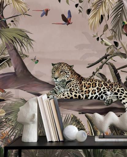 mural de papel de parede rosa da selva chamado Relaxing Jungle Jaguar Pink at Wallsauce para salas de estar, quartos e banheiros