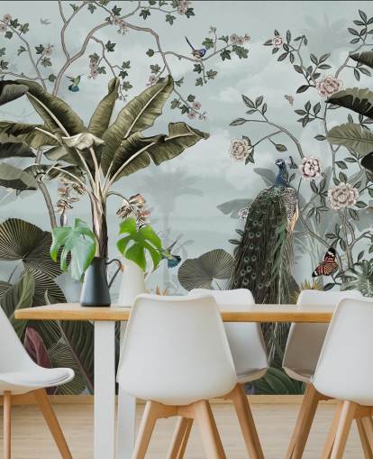 himmelblå jungle vægmaleri kaldet Tropical Forest Peacock Sky Blue på Wallsauce til soveværelser, badeværelser og spisestuer