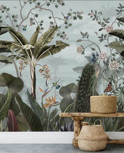 himmelblå jungle vægmaleri kaldet Tropical Forest Peacock Sky Blue på Wallsauce til soveværelser, badeværelser og spisestuer