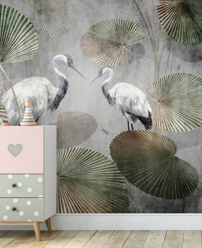 groene vintage jungle behangmuurschildering genaamd Vintage Jungle Cranes Green at Wallsauce voor slaapkamers, gangen en woonkamers groene vintage jungle behangmuurschildering genaamd Vintage Jungle Cranes Green at Wallsauce voor slaapkamers, gangen en woonkamers