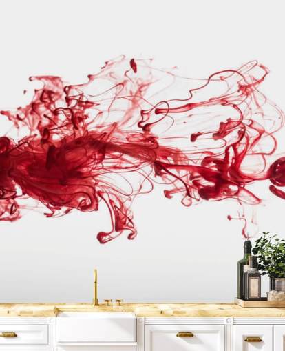 Rote Tinte schwimmt im Wasser Tapete