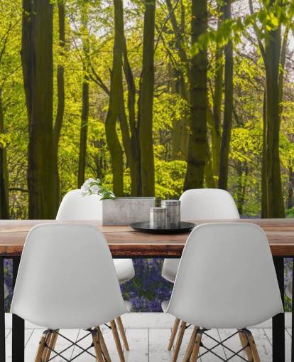 mural de papel de parede florestal verde e roxo chamado Sunlite Blue Wood para quartos e salões mural de papel de parede florestal verde e roxo chamado Sunlite Blue Wood para quartos e salões