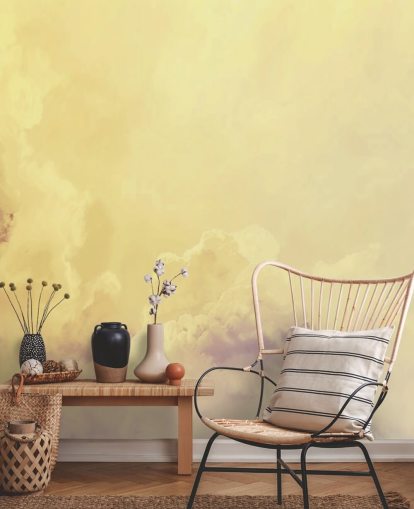 mural de papel pintado de nubes amarillas llamado Nubes abstractas de color amarillo pálido para dormitorios, baños y salas de estar