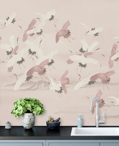 beige kran tapetmaleri kaldet Flying Vintage Flying Cranes af Bloomery Decor til soveværelser, stuer og gange