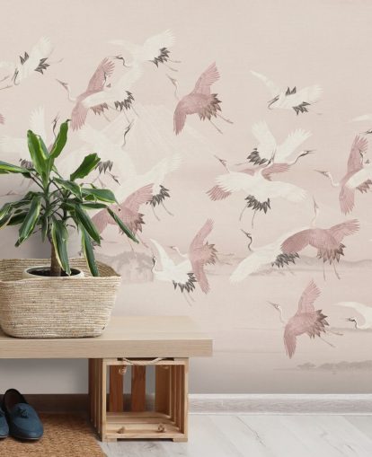 beige kran tapet veggmaleri kalt Flying Vintage Flying Cranes av Bloomery Decor for soverom, stuer og ganger