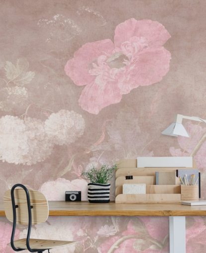 mural de papel de parede floral rosa chamado Moody Baroque Florals da Bloomery Decor para quartos mural de papel de parede floral rosa chamado Moody Baroque Florals da Bloomery Decor para quartos