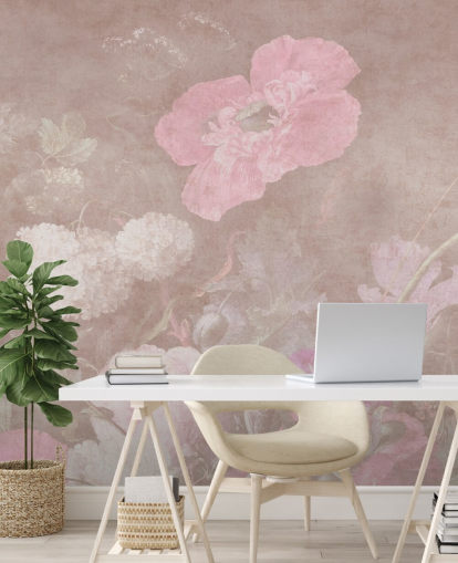 mural de papel pintado floral rosa llamado Moody Baroque Florals de Bloomery Decor para dormitorios