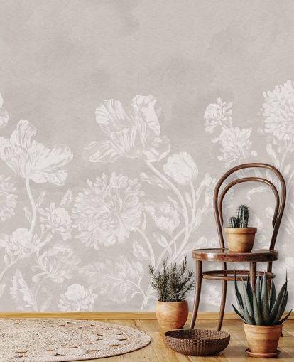 papier peint mural floral beige appelé Beige Moody Florals par Bloomery Decor pour les chambres à coucher, les salons et les salles à manger