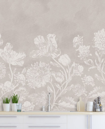 mural de papel de parede floral bege chamado Beige Moody Florals da Bloomery Decor para quartos, salas de estar e salas de jantar