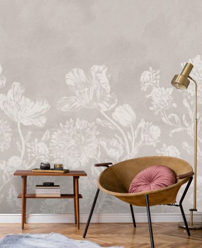carta da parati murale floreale beige chiamata Beige Moody Florals di Bloomery Decor per camere da letto, salotti e sale da pranzo