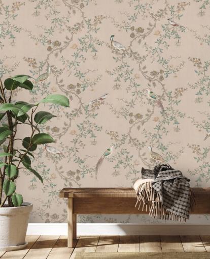 pinke Chinoiserie-Tapete namens Vintage Blush Chinoiserie von Bloomery Decor für Schlafzimmer und Esszimmer