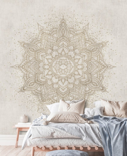 gyllene mandala tapetväggmålning kallad Vintage Golden Mandala av Bloomery Decor för sovrum, kontor och företag