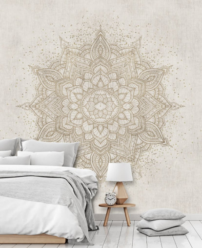 mural de papel pintado con mandala dorado llamado Vintage Golden Mandala de Bloomery Decor para dormitorios, oficinas y negocios