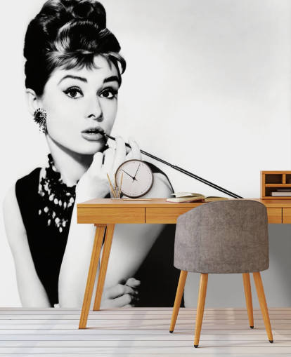 mustavalkoinen audrey hepburn -taustakuvamaalaus nimeltä Audrey Hepburn (Breakfast at Tiffany's) II makuuhuoneisiin, keittiöihin ja toimistoihin