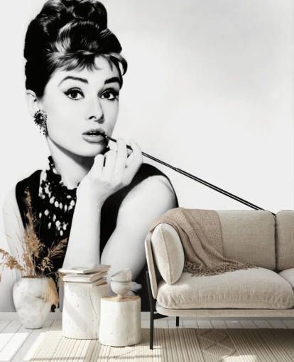 mural de papel de parede audrey hepburn preto e branco chamado Audrey Hepburn (Breakfast at Tiffany's) II para quartos, cozinhas e escritórios