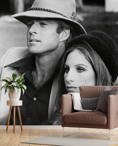 Schwarz-Weiß-Filmtapete mit dem Titel Barbra Streisand & Robert Redford (The Way We Were) Schwarz-Weiß-Filmtapete mit dem Titel Barbra Streisand & Robert Redford (The Way We Were)